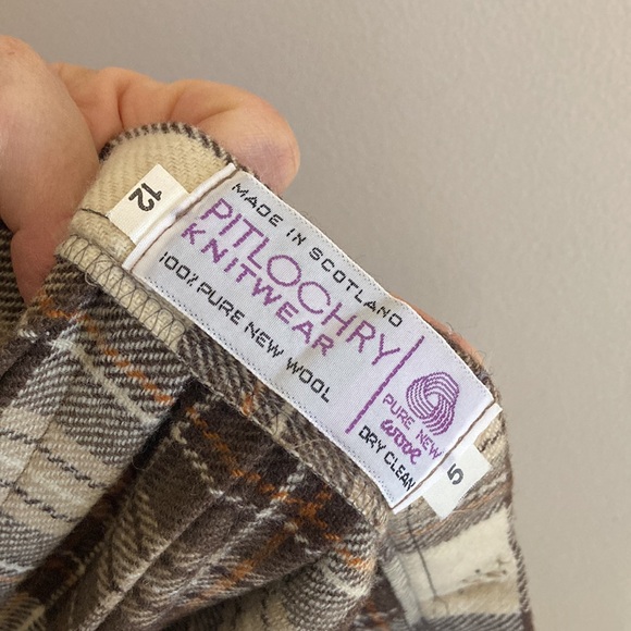 Vintage Kilt Womens XS Brown Cream Tartan Plaid Wool Pleated Midi Skirt Scotland - Picture 7 of 8